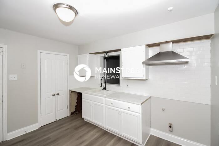 1562 Sea Isle Rd - Photo 6 of 16