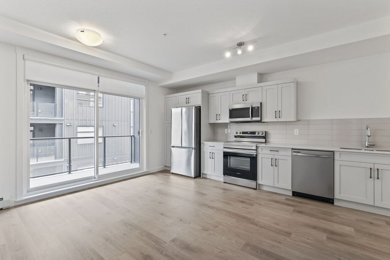 55 Lucas Way NW (Livingston Views) - Photo 3 of 11