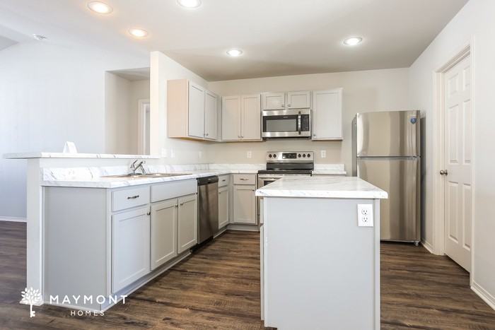 3348 Wilshire Blvd - Photo 5 of 11