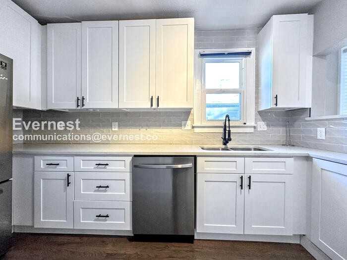 2551 W 39th Ave - Photo 3 of 37