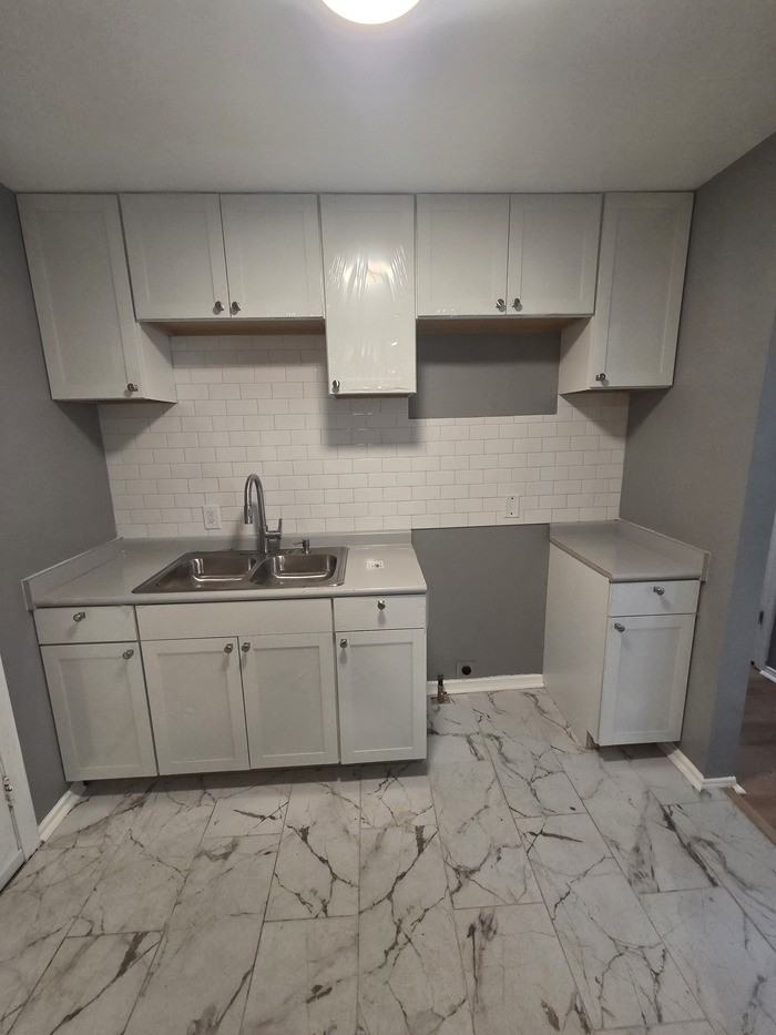 1502 Whitmore Rd - Photo 7 of 8