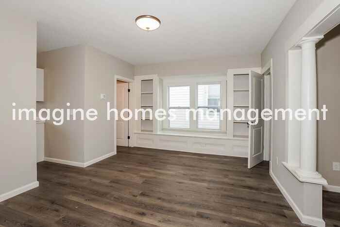 3021 W 11th St #1 - Photo 5 of 16