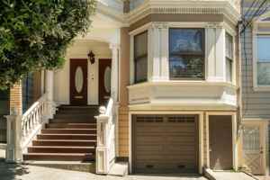 featured image of 1035 Noe St