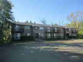 featured image of 2901 Willow Ln #A6