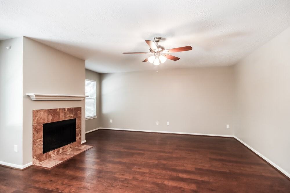 7014 Hayden Dr - Photo 5 of 17