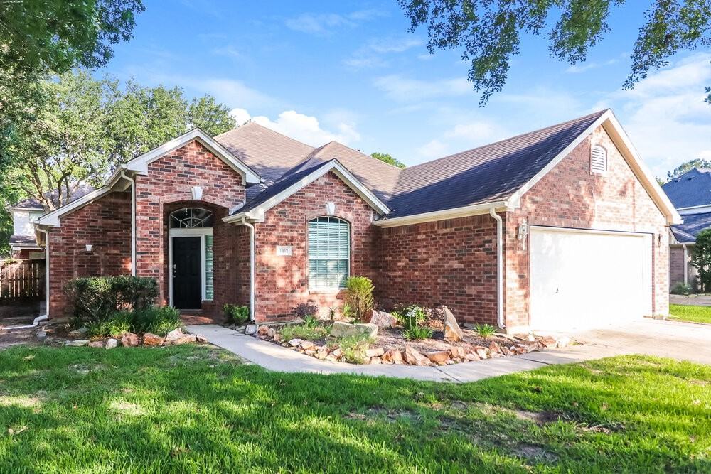 3103 Bronco Bluff Ct - Photo 3 of 16