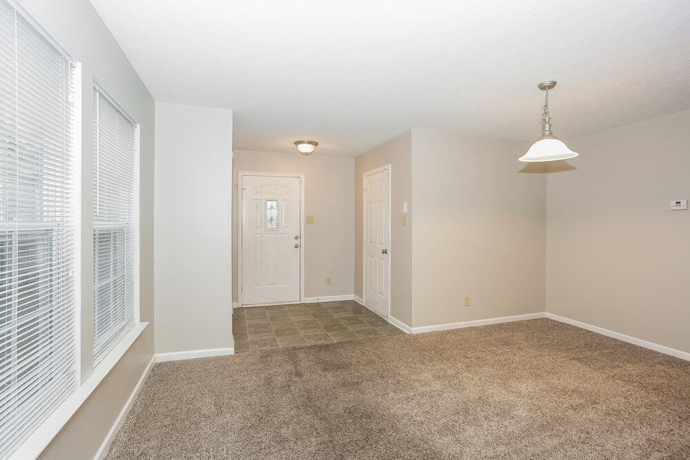 3959 Kellybrook Dr - Photo 6 of 15