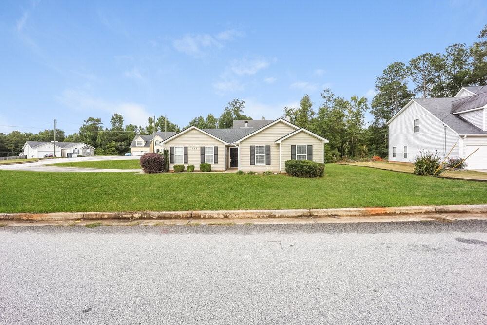 725 Cherry Branch Cir - Photo 4 of 25