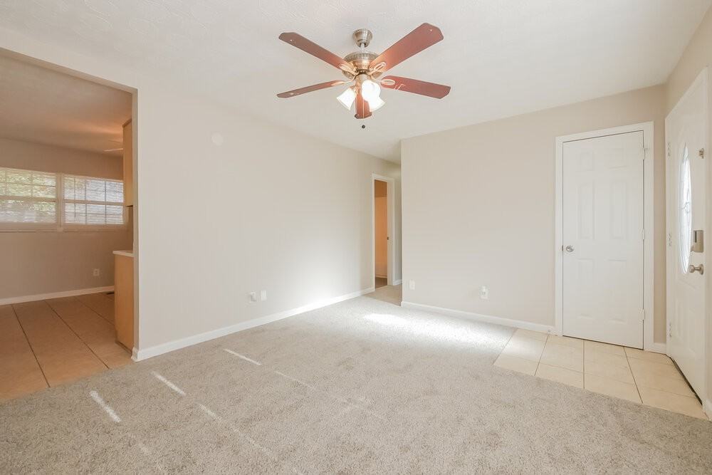 8872 Channing Dr - Photo 4 of 16