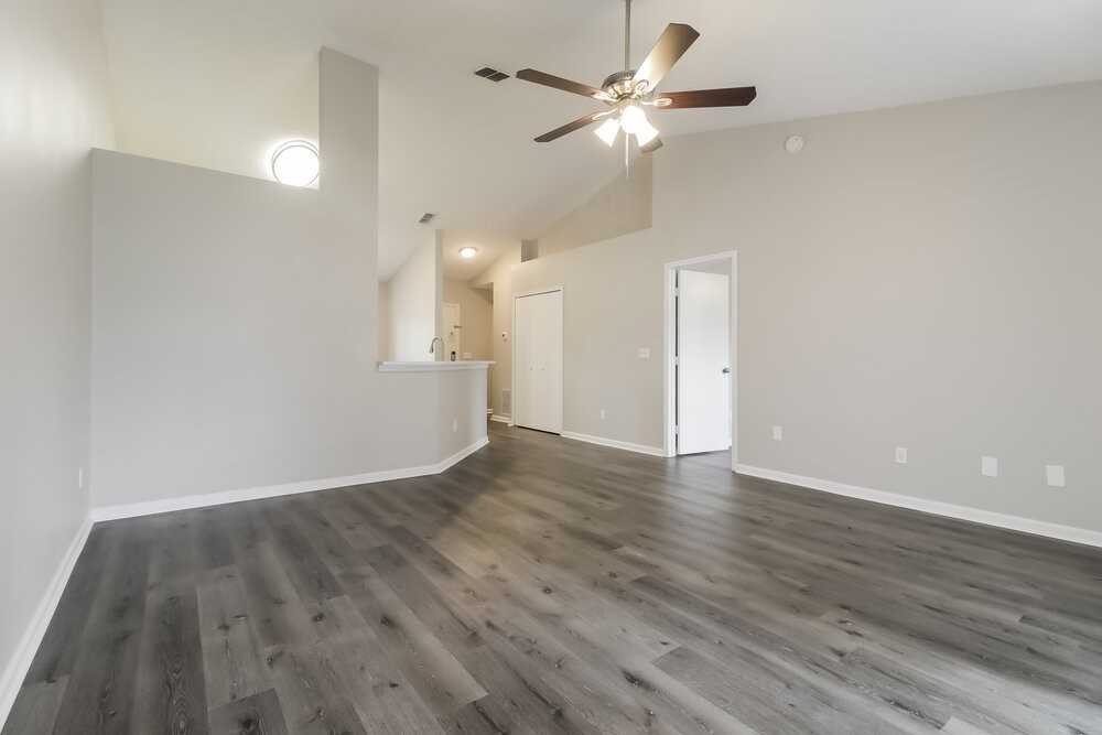 104 Little Fox Ave - Photo 4 of 16