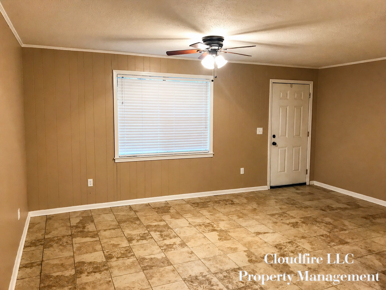 207 James Cir #207 - Photo 3 of 6