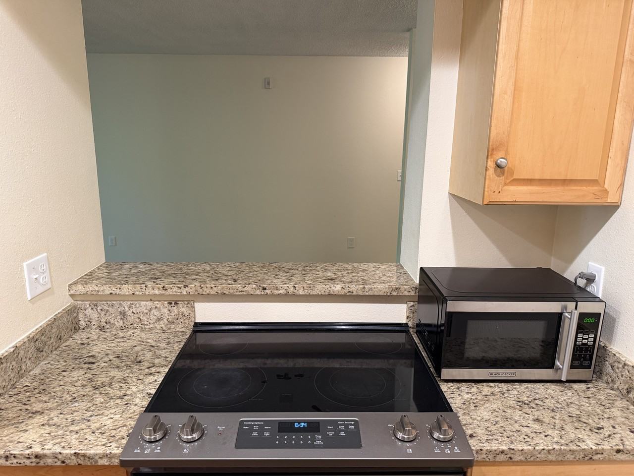 14605 NE 34th St H22 - 1 #1 - Photo 6 of 11