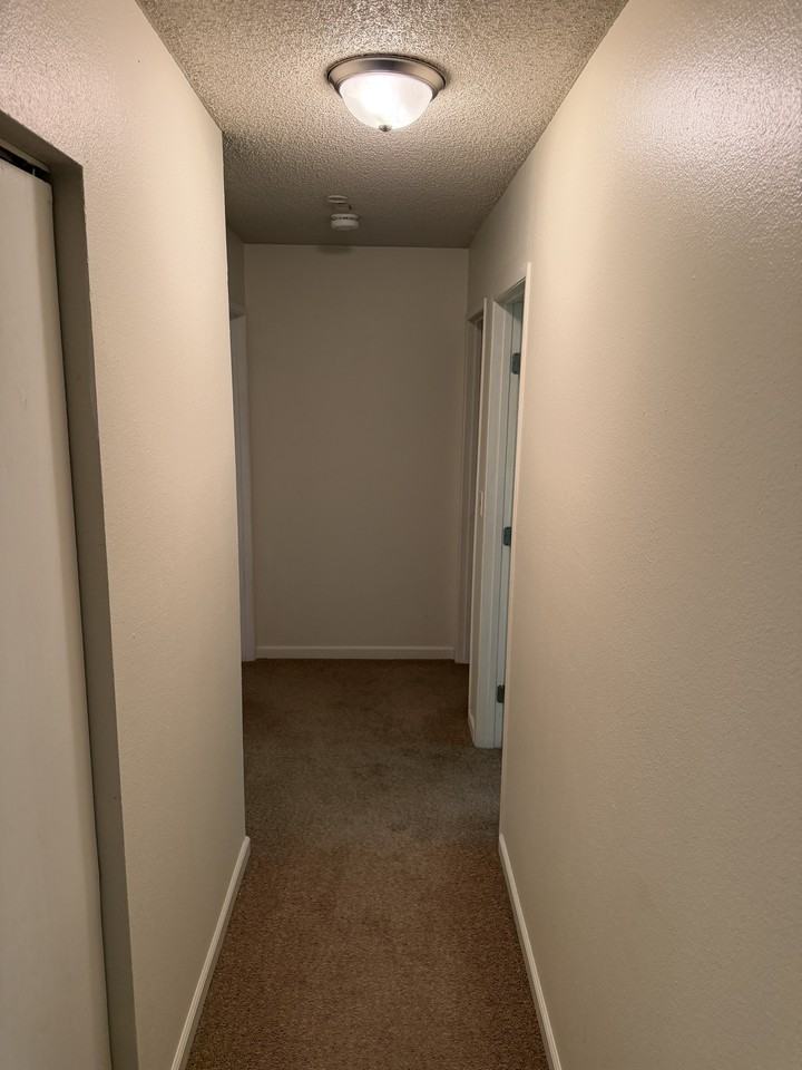 14605 NE 34th St H22 - 1 #1 - Photo 7 of 11