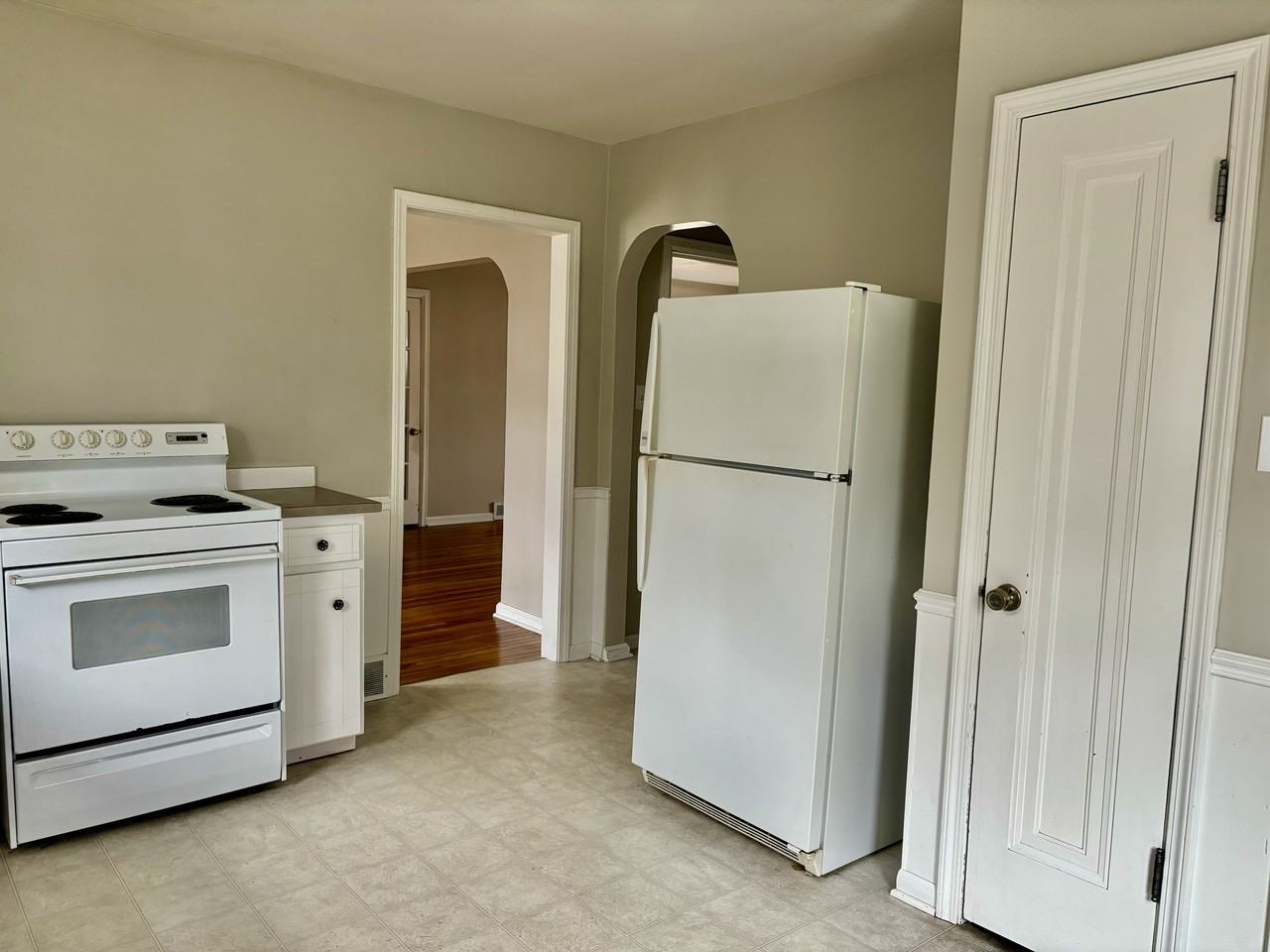 422 W Central Ave #1 - Photo 4 of 26