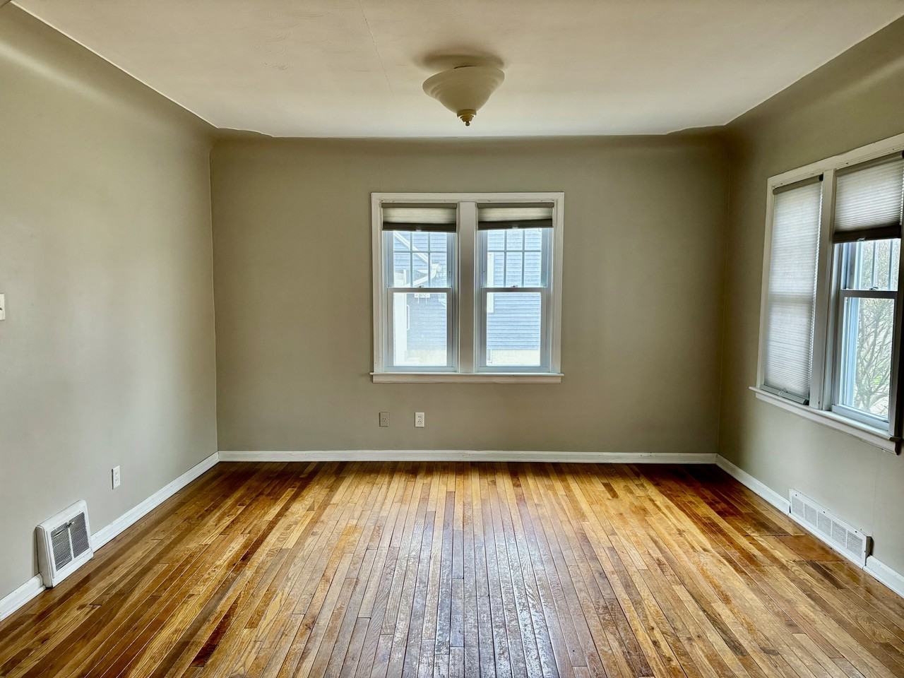 422 W Central Ave #1 - Photo 5 of 26