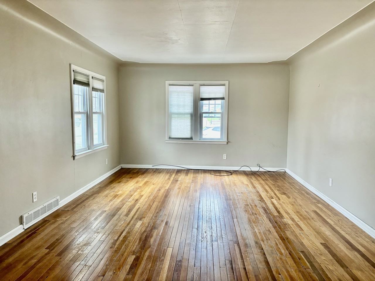 422 W Central Ave #1 - Photo 6 of 26