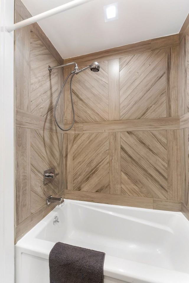 1114 1st Ave #1051293P - Photo 4 of 50