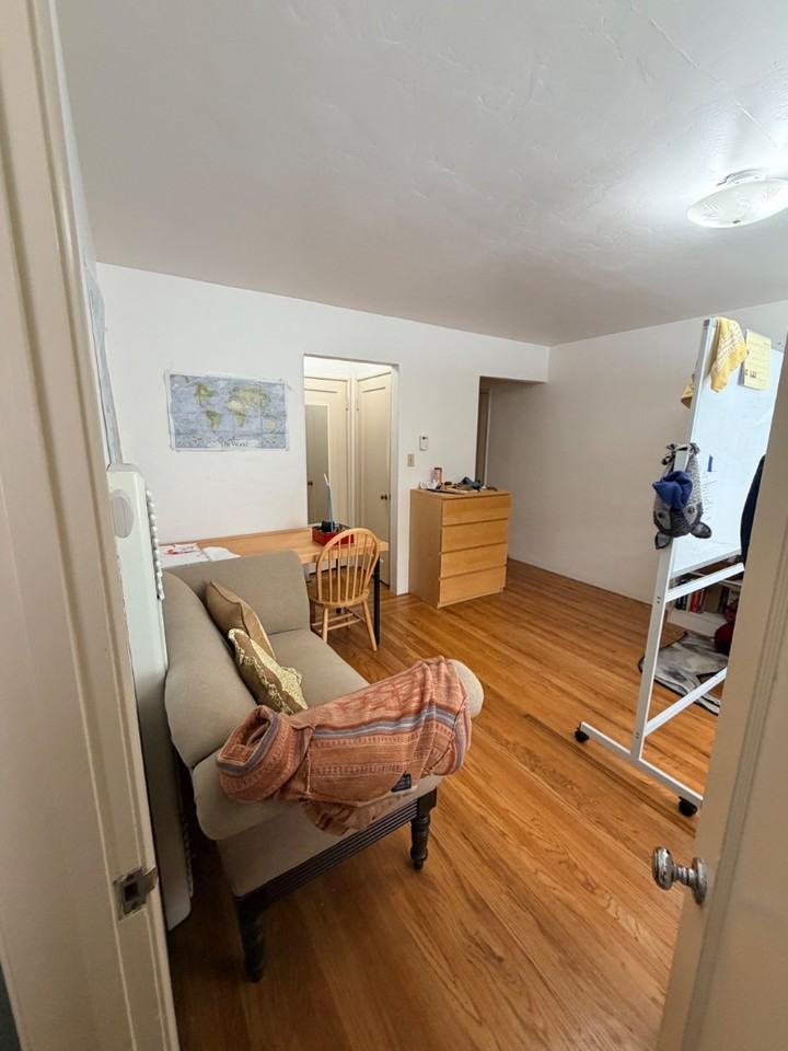 1815 Spruce St - Photo 2 of 10