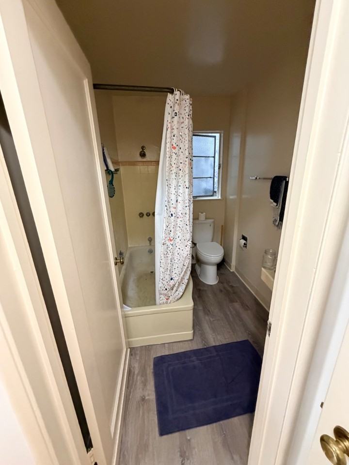 1815 Spruce St - Photo 4 of 10