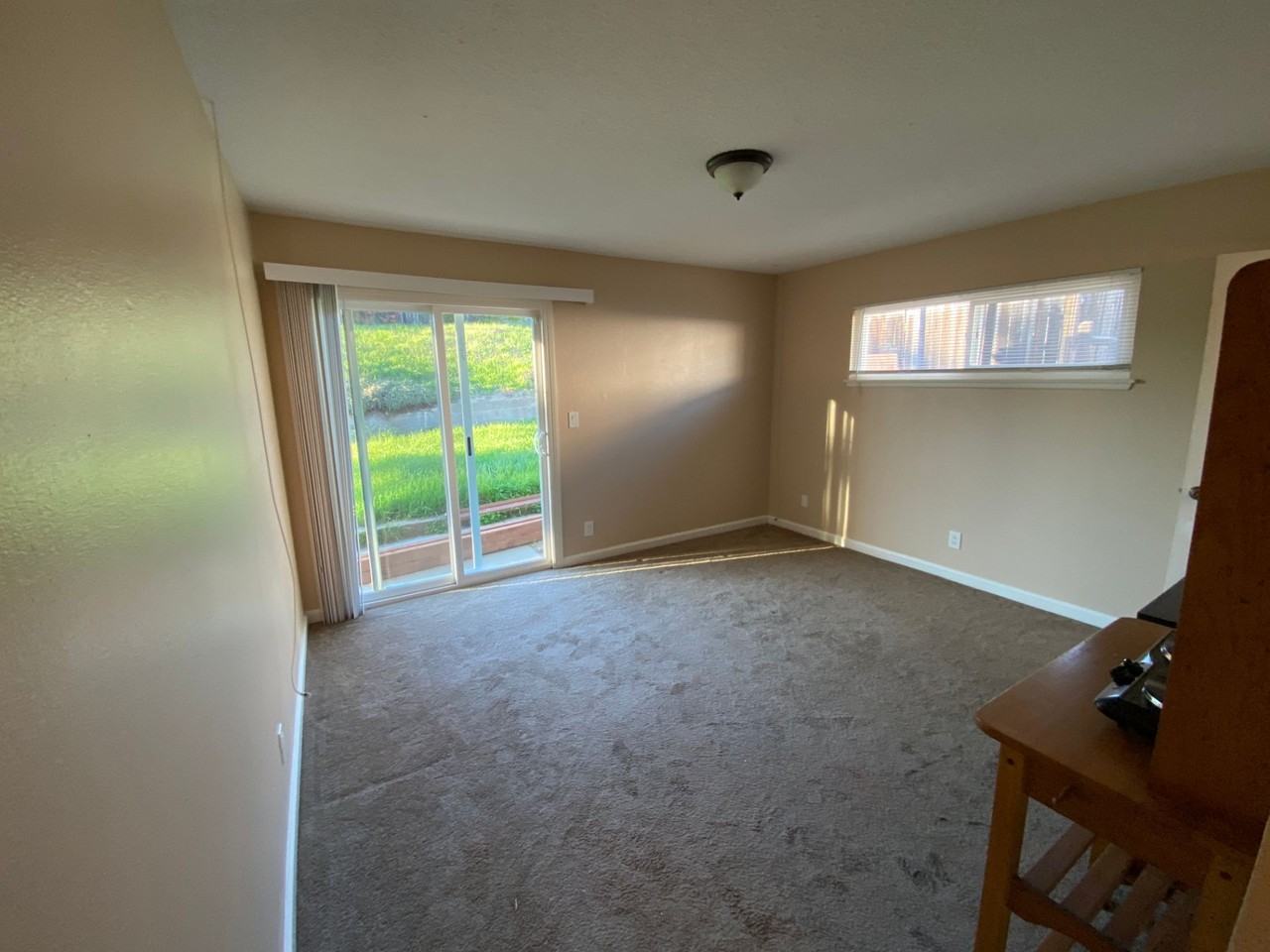 593 Venus Ave #C - Photo 3 of 10