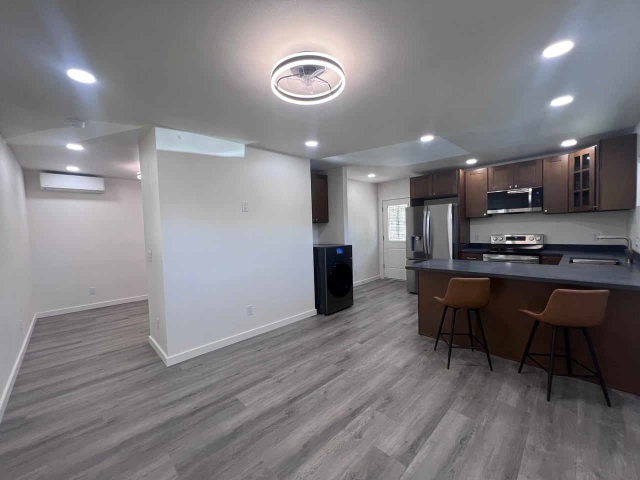 837 Walnut Ln #1 - Photo 3 of 25