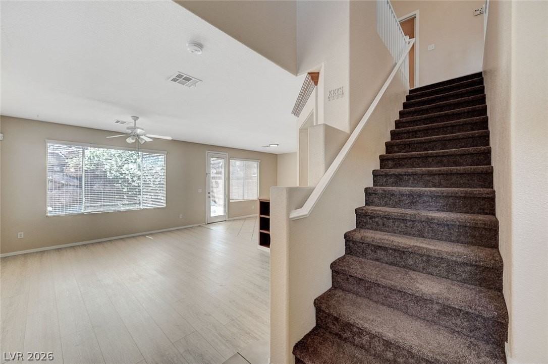 705 Value Ridge Ave - Photo 5 of 50