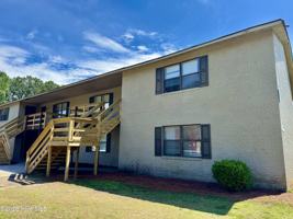 featured image of 3209 Summer Pl #5