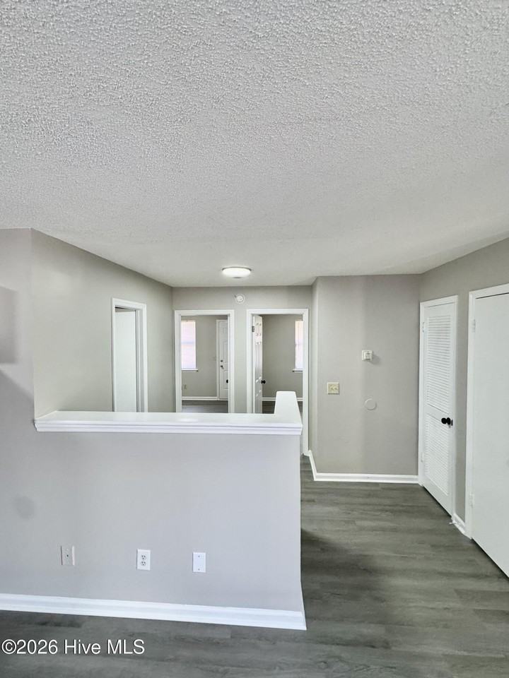 3209 Summer Pl #5 - Photo 5 of 12