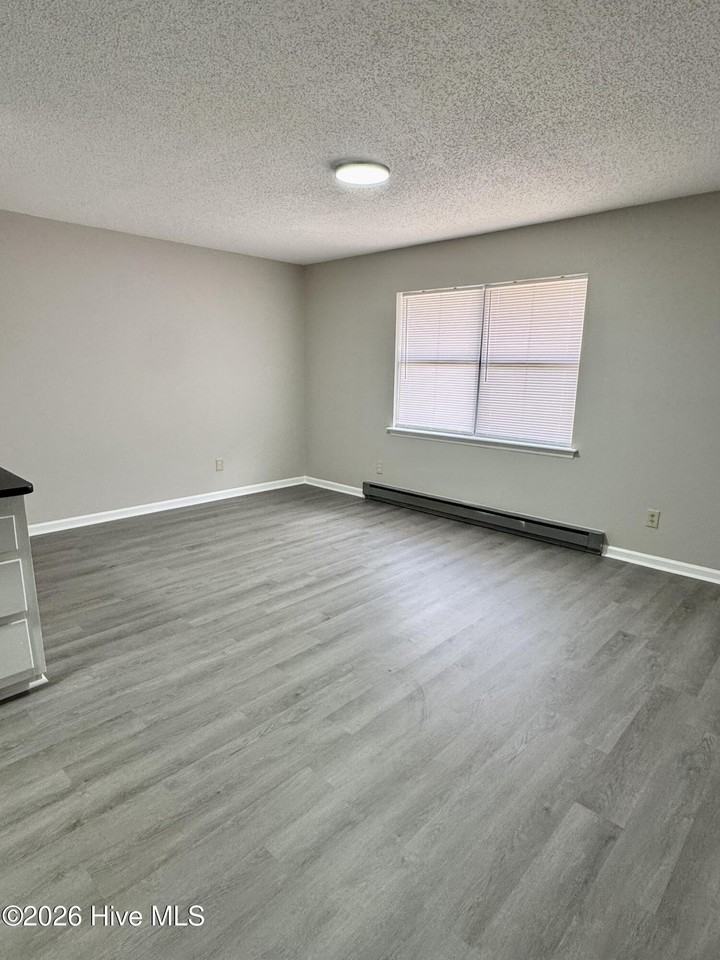 705 Peed Dr #15 - Photo 3 of 12