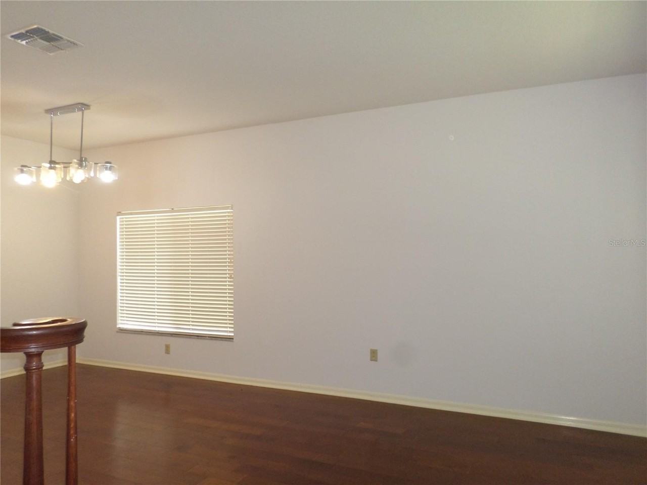 19407 Sandy Springs Cir - Photo 6 of 24