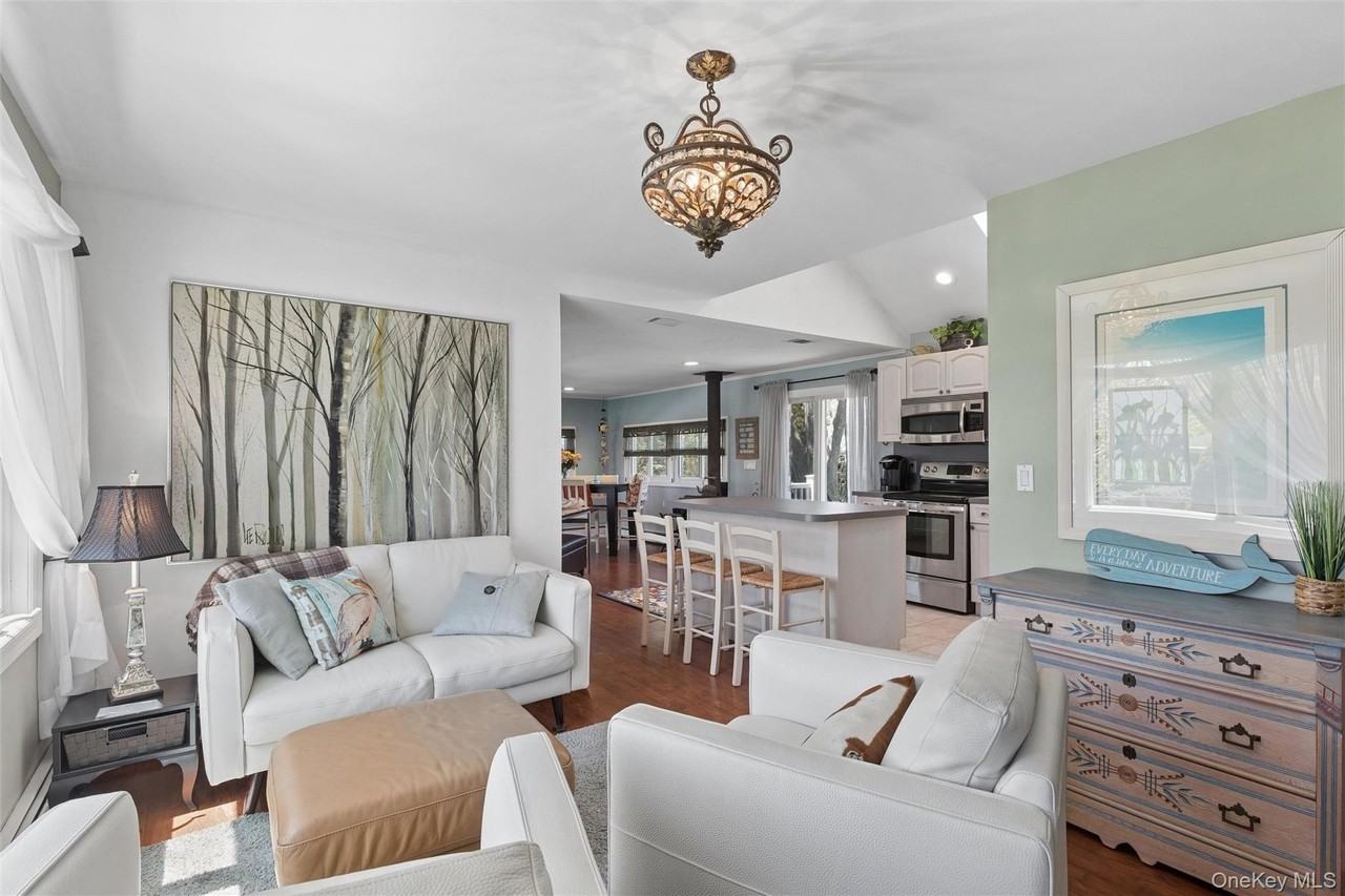 1600 Captain Kidd Dr - Photo 6 of 28