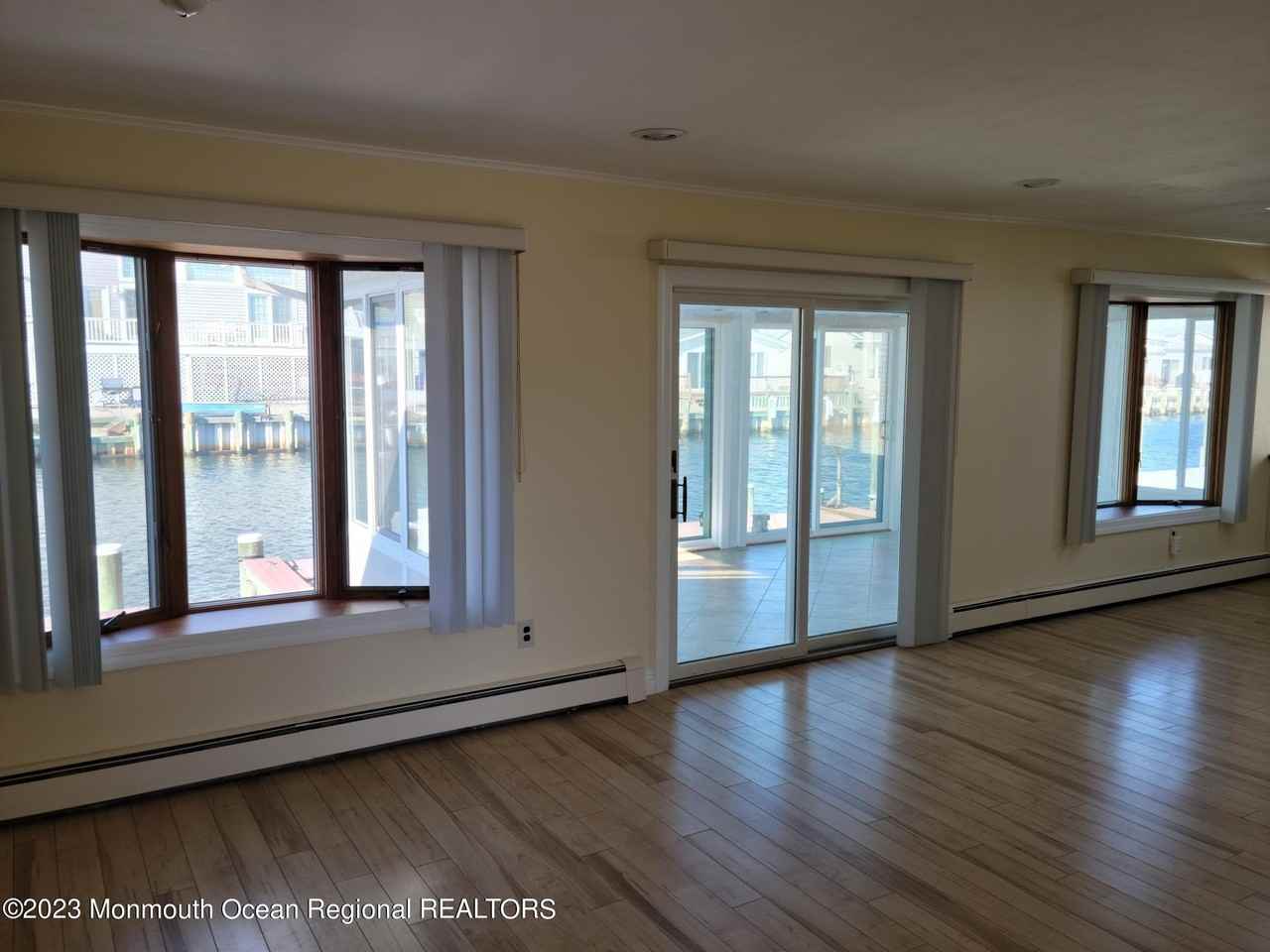 805 Forepeak Dr - Photo 5 of 18