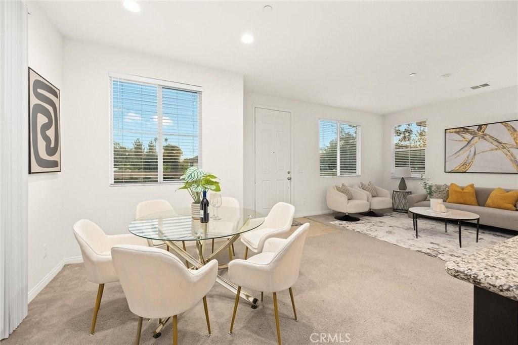 710 Banyan Way - Photo 6 of 25
