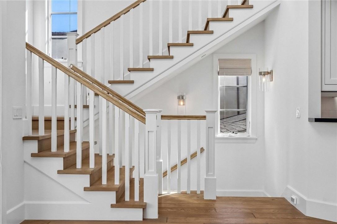 617 Narcissus Ave #5 - Photo 5 of 33