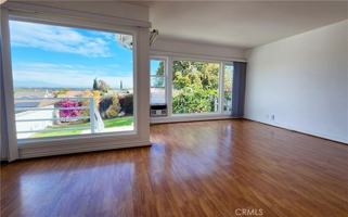 featured image of 25714 Crest Rd
