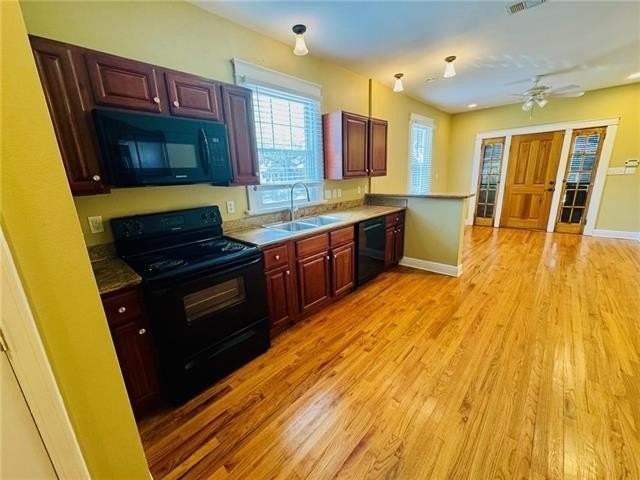 620 S Alexander St - Photo 5 of 20