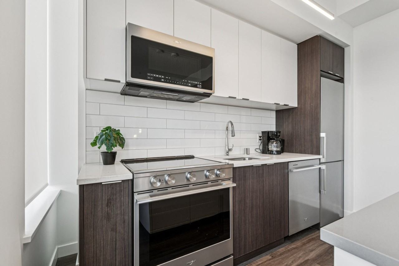 1221 Macleod Trail Southeast - Photo 6 of 15