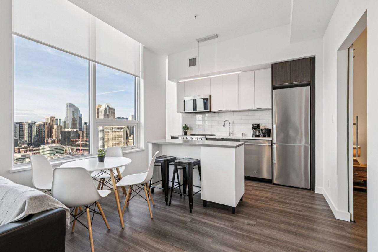 1221 Macleod Trail Southeast - Photo 7 of 15