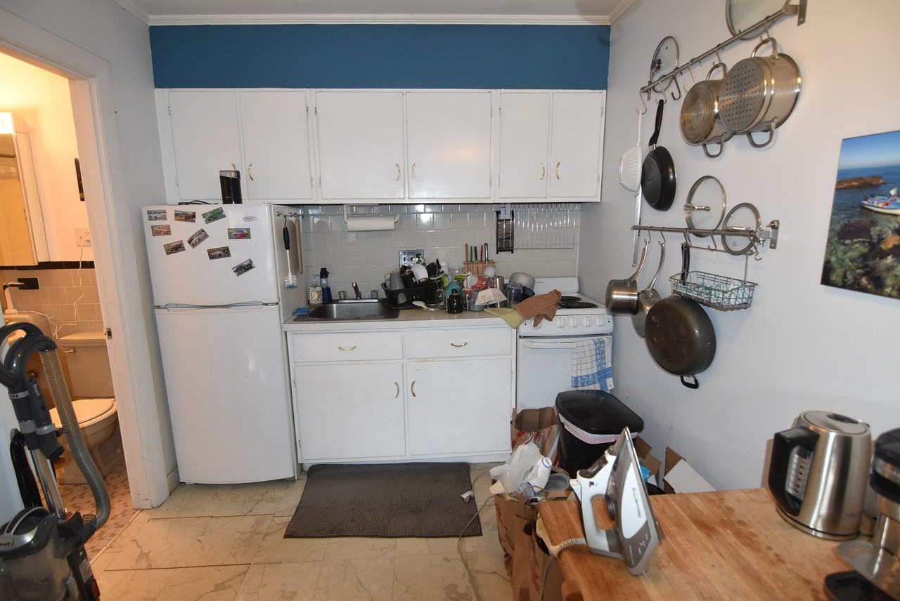 35 Garrison Rd #3 - Photo 4 of 5