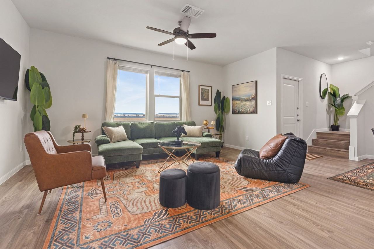 101 Emilie Way Unit B #1526891P - Photo 7 of 50