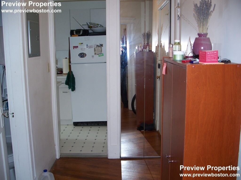 Colborne Rd #12P - Photo 3 of 10