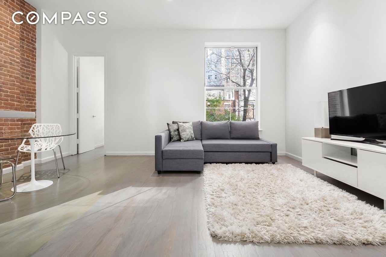 220 W 79th St #3 - Photo 2 of 4