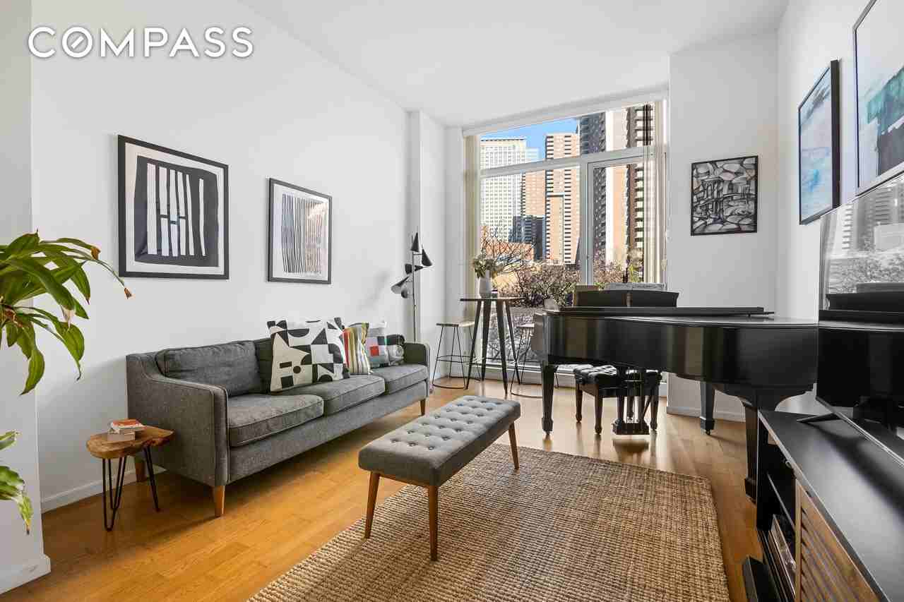 200 Chambers St #2N