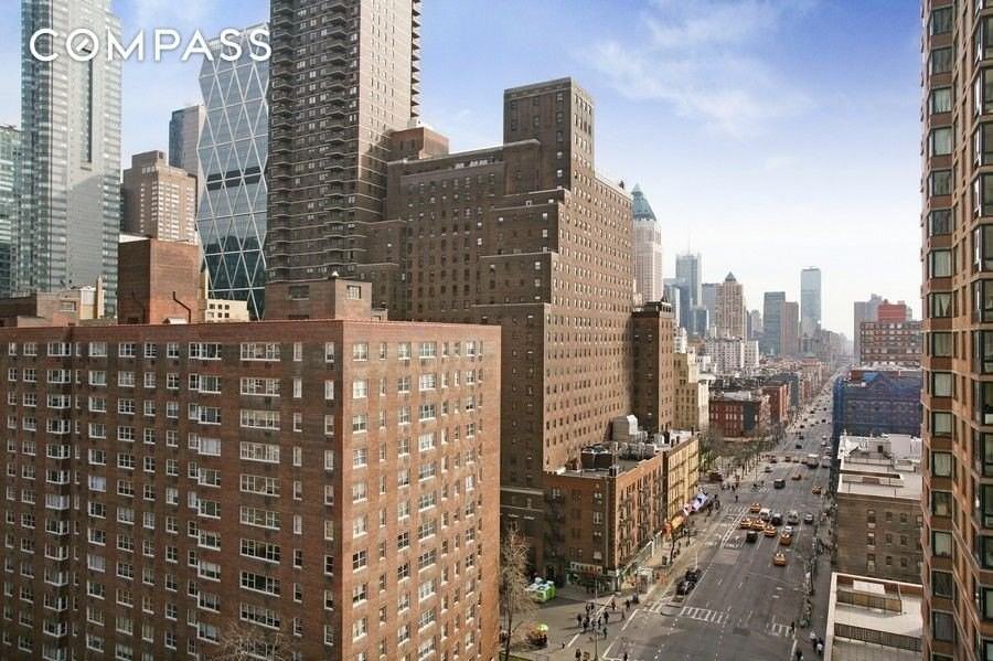 2 Columbus Ave #14C - Photo 4 of 10