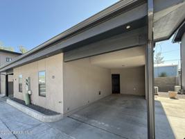featured image of 720 N Walnut St #15