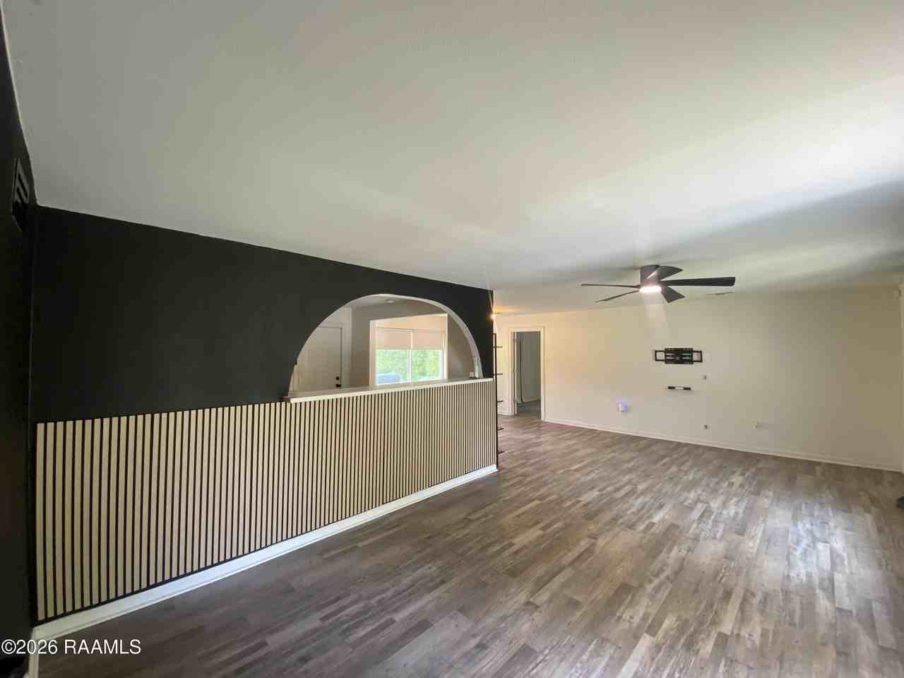 9922 N Parkview Dr - Photo 4 of 26