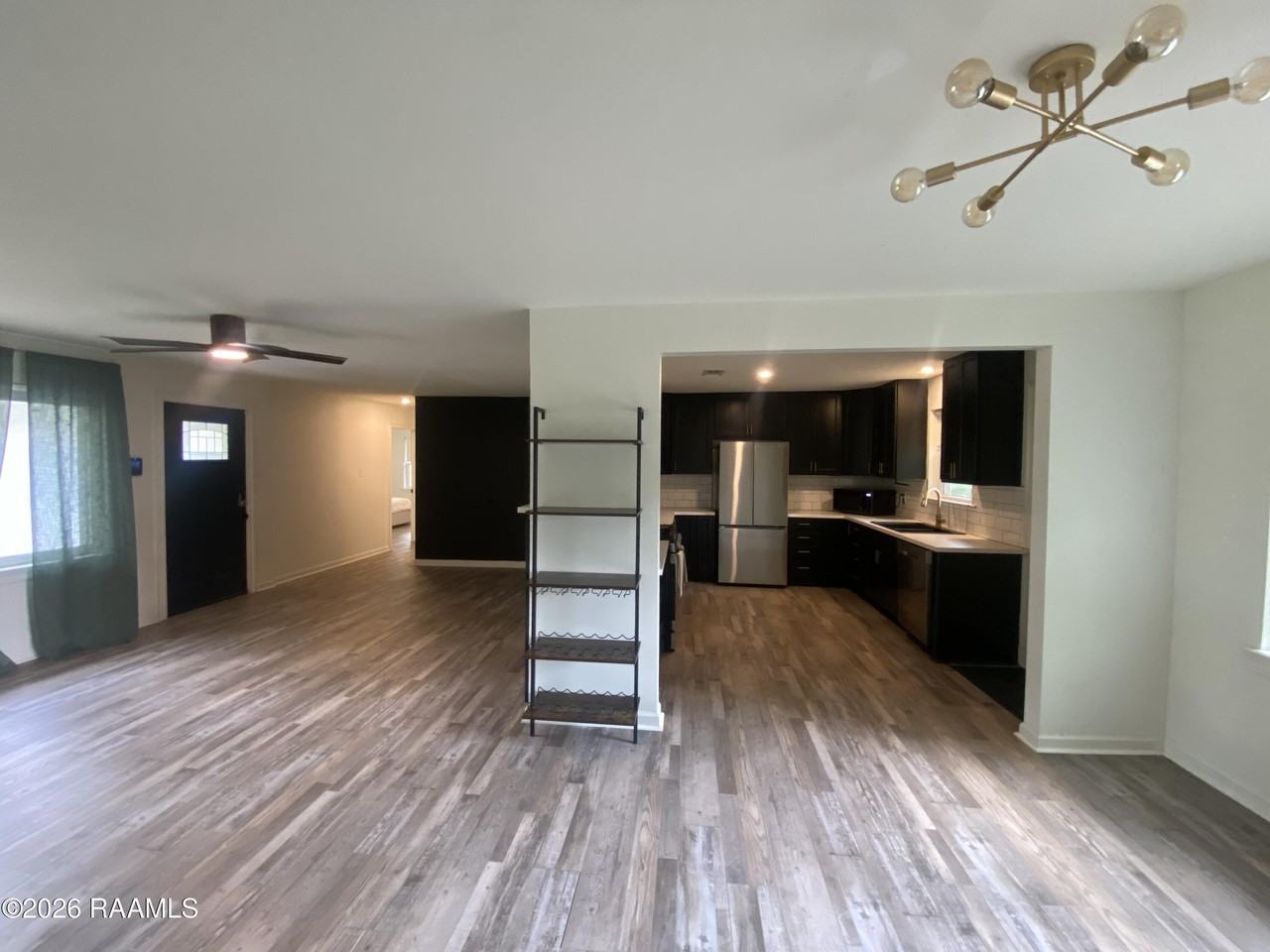 9922 N Parkview Dr - Photo 6 of 26