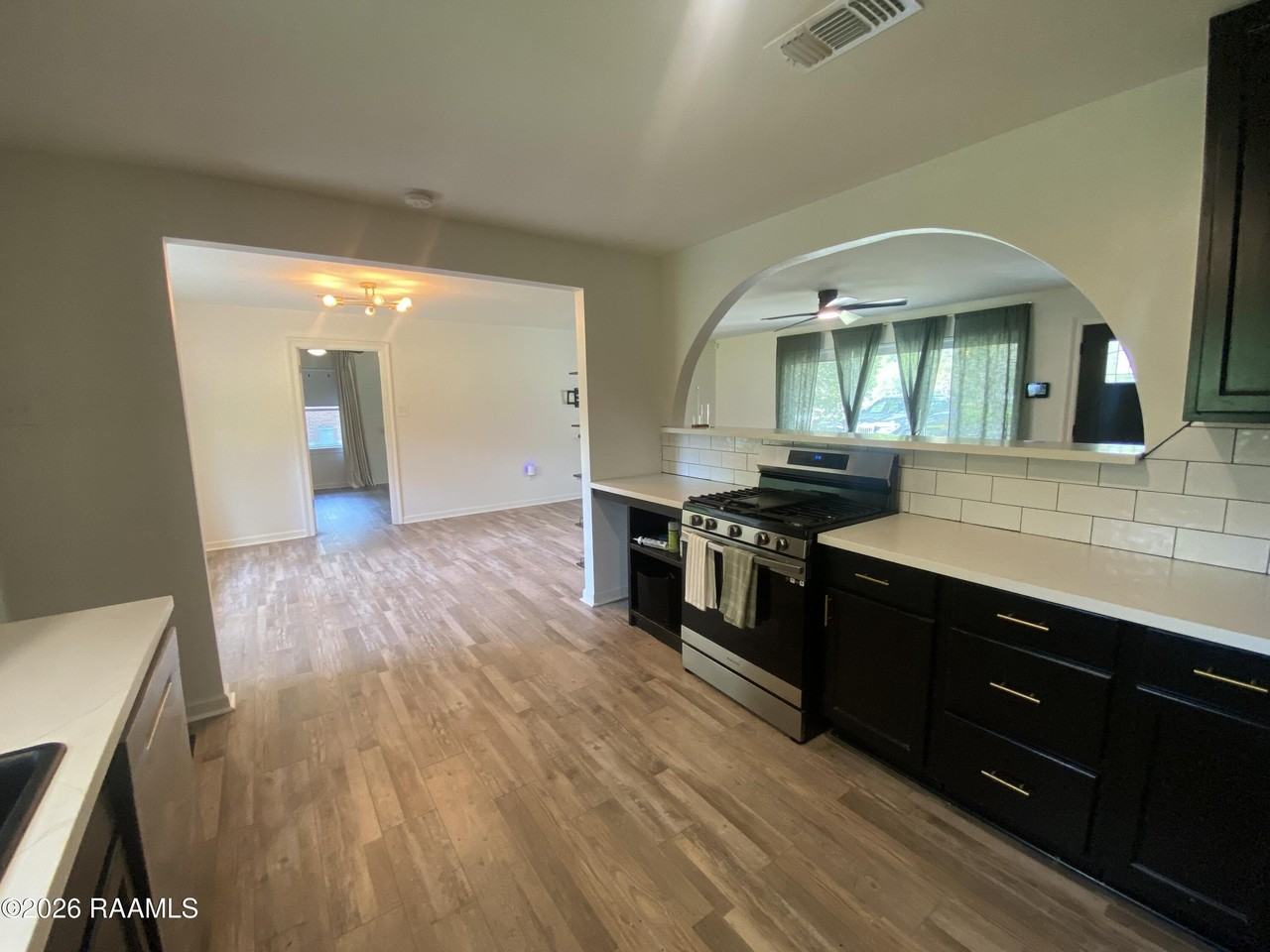 9922 N Parkview Dr - Photo 7 of 26