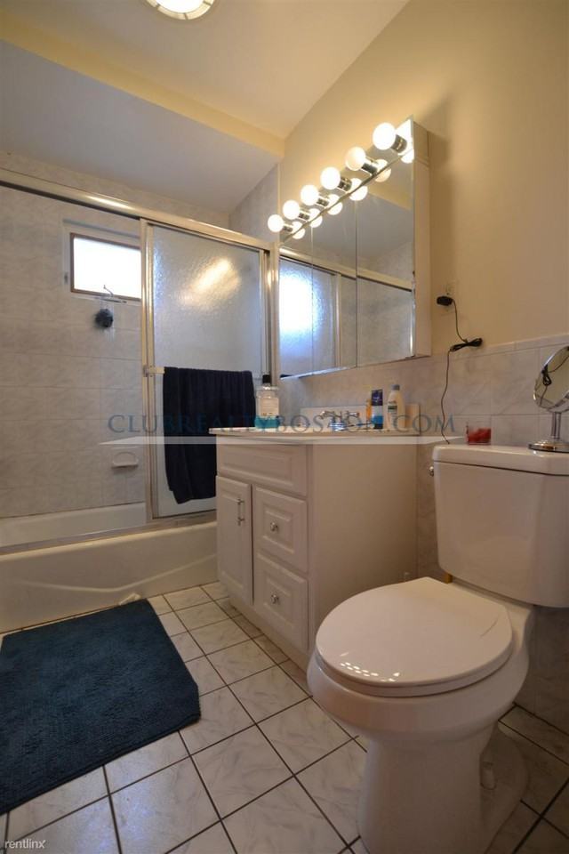 12 Montcalm Ave #2 - Photo 4 of 11