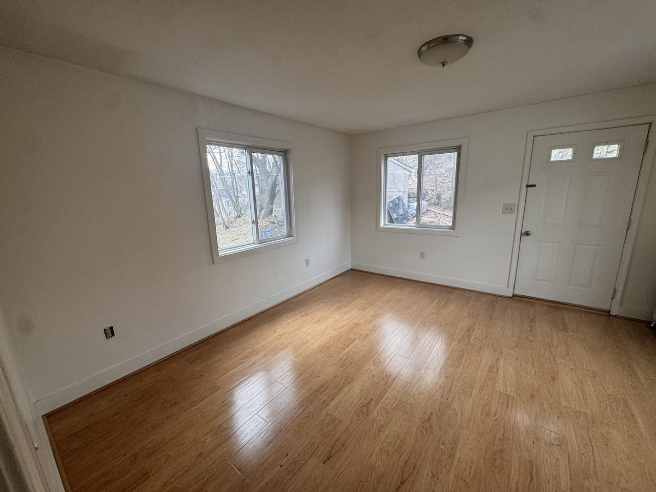 23 Belmont St #1 - Photo 7 of 16